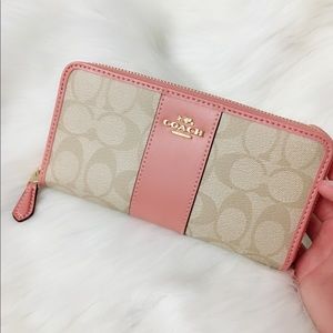 【sold 】Coach wallet